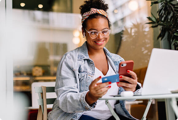 Woman uses online payment software